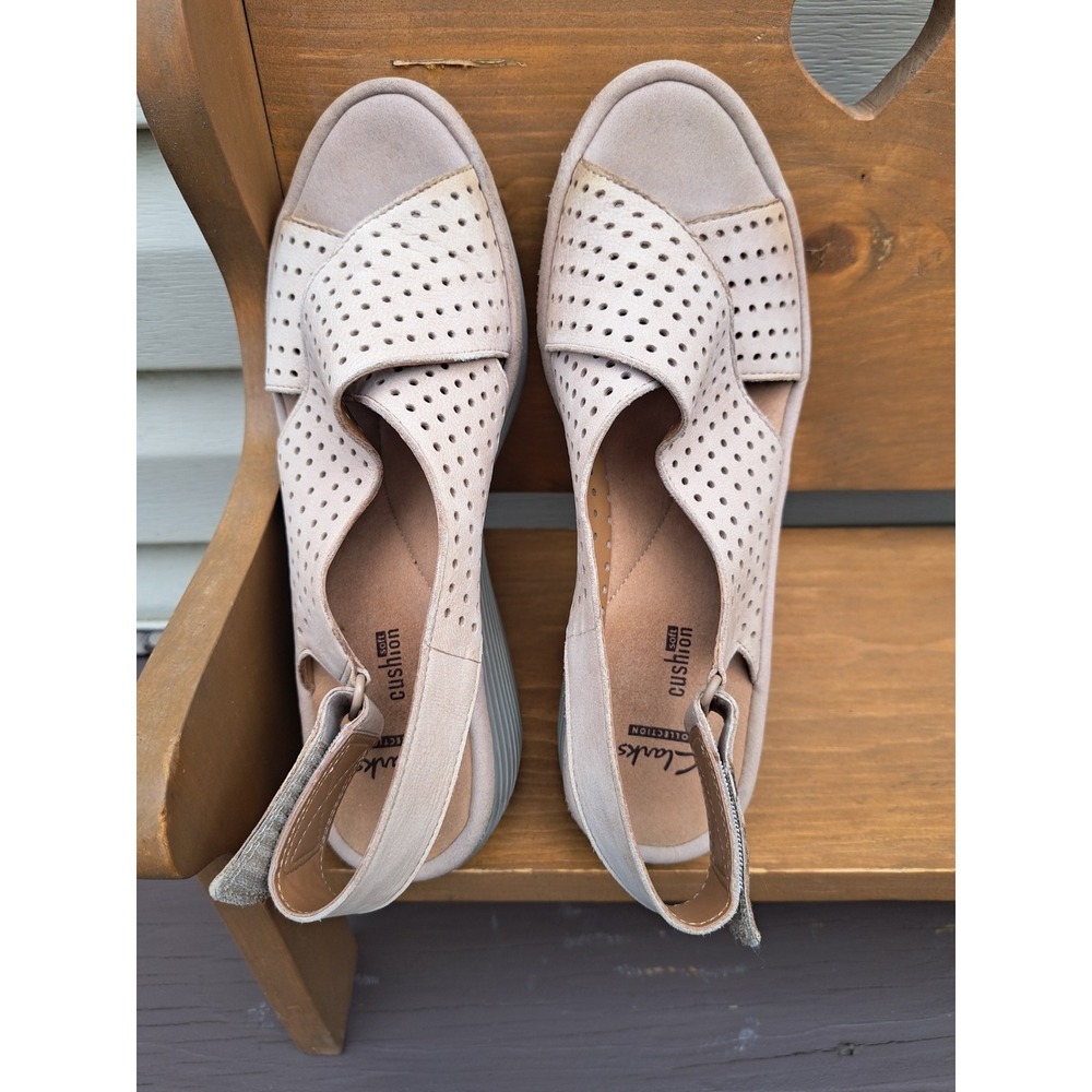 Clarks Women's Pink Wedge Sandals 8.0 Perforated Nubuck Leather Cushion Footbed - Picture 6 of 12